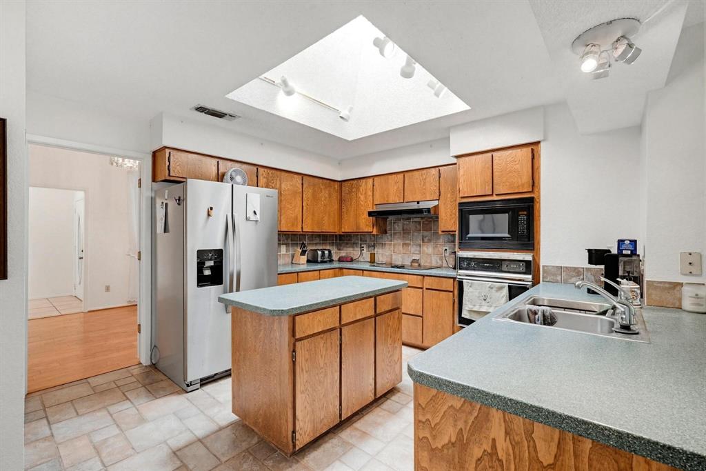 Oak Shadow Add - Residential