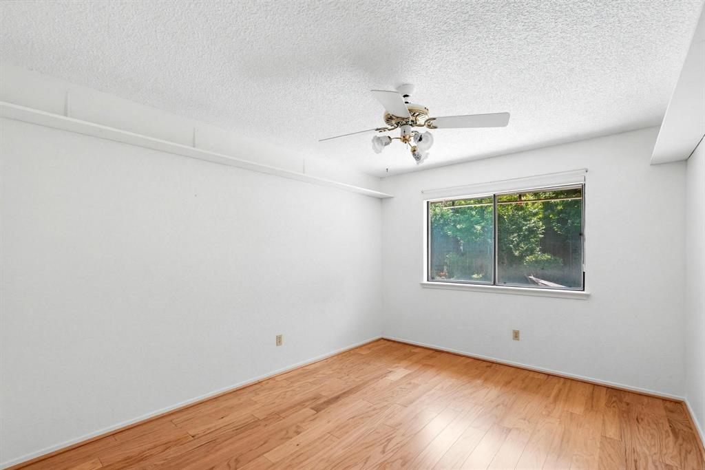 Oak Shadow Add - Residential