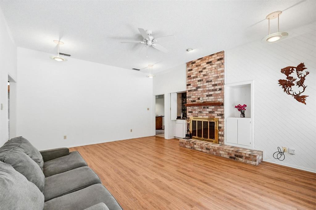 Oak Shadow Add - Residential