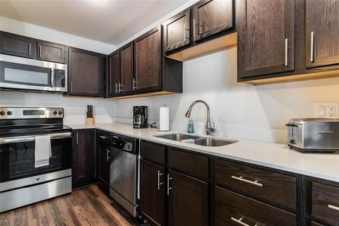 2806 Reagan Street 209 Dallas TX 75219