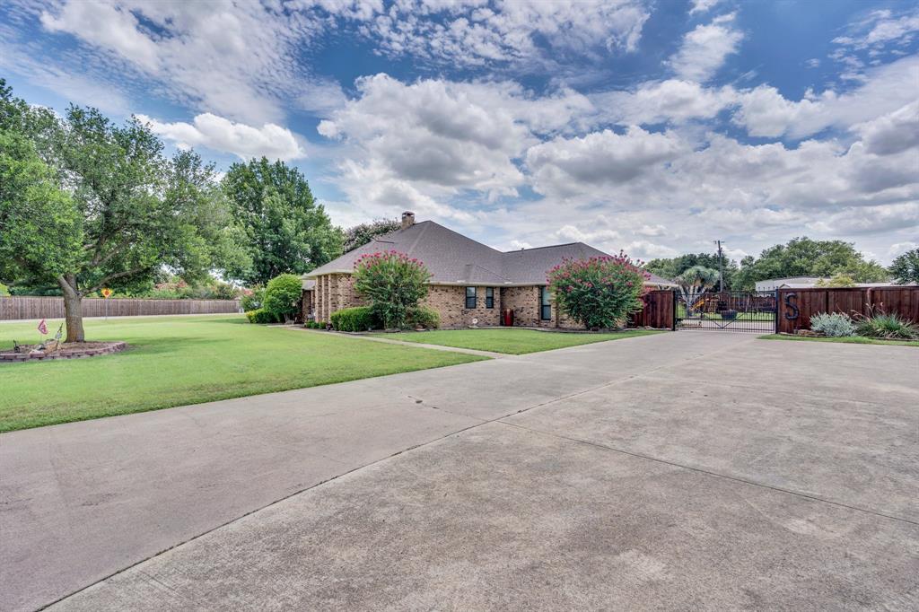 1158 Lynn Way