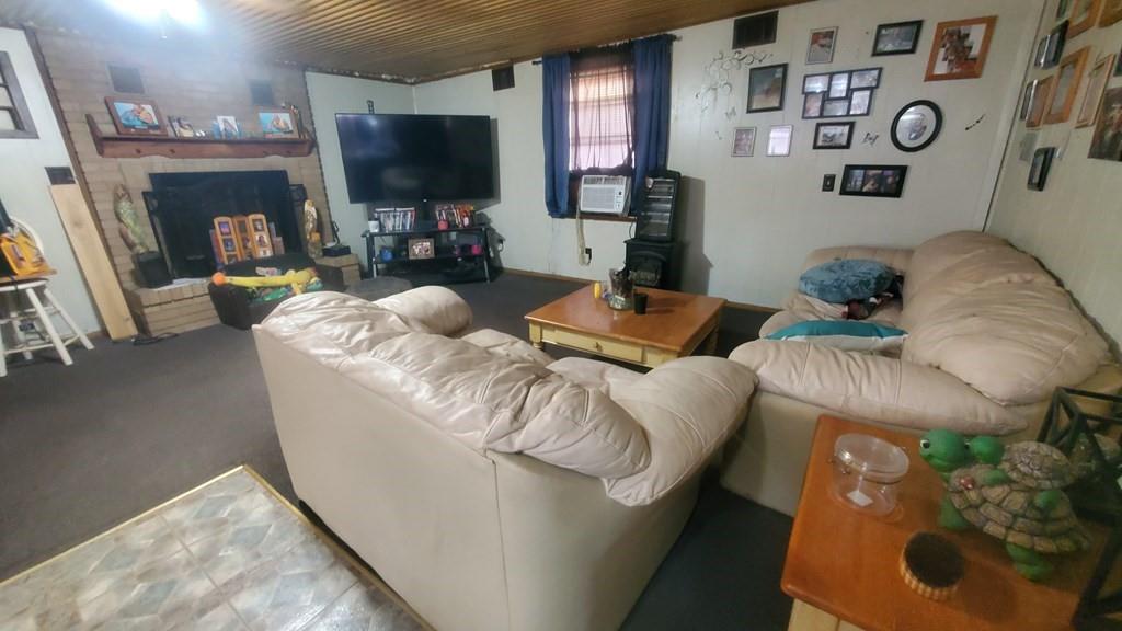 310 County Road 2406