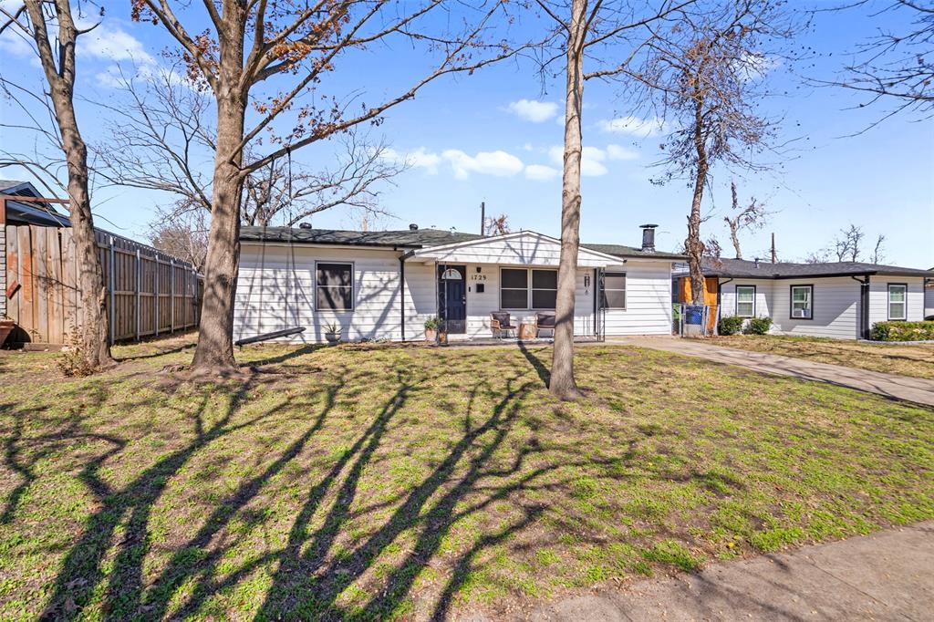 1729 Crestridge Drive