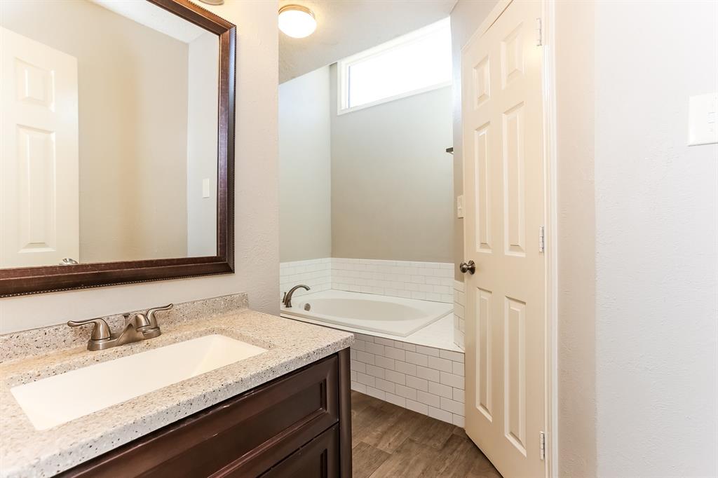 River Oaks - Residential Lease