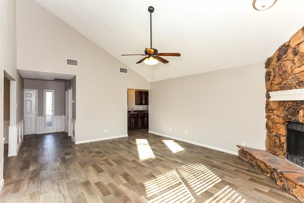 River Oaks - Residential Lease