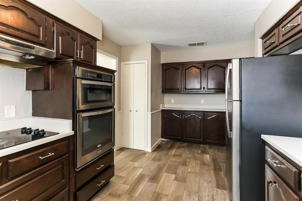 River Oaks - Residential Lease