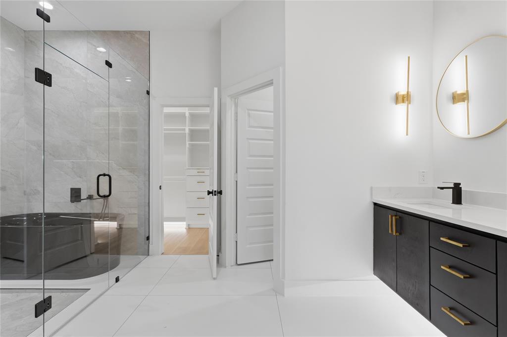 Hurts R M - Residential