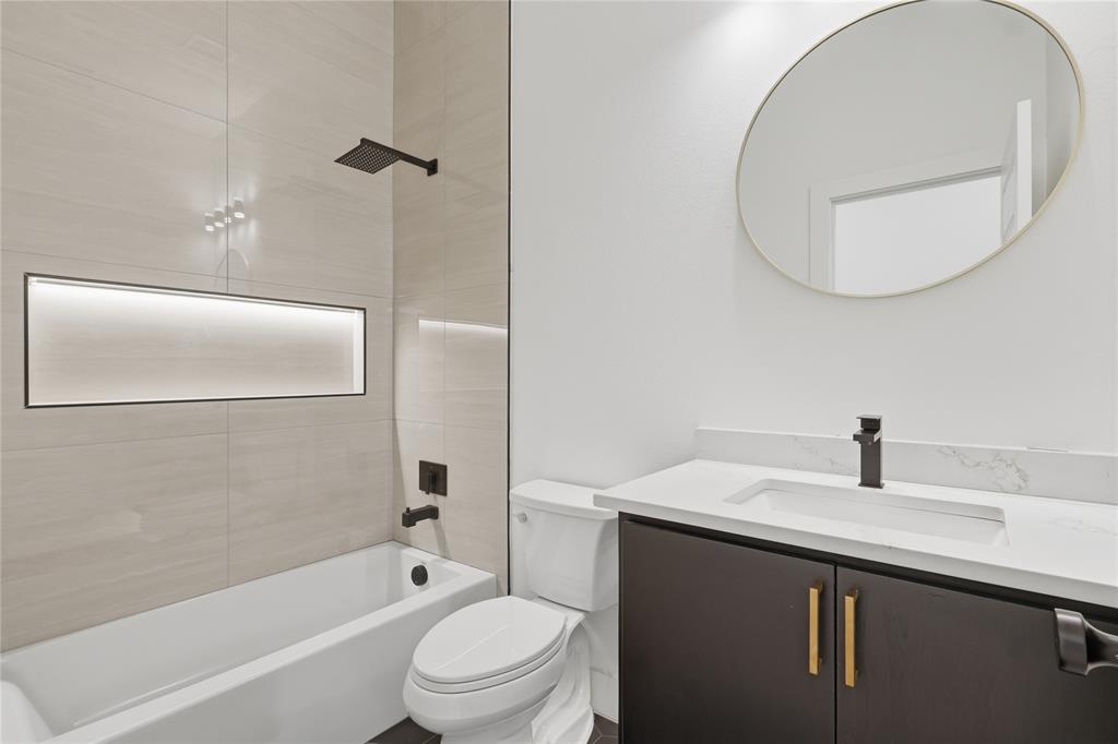 Hurts R M - Residential