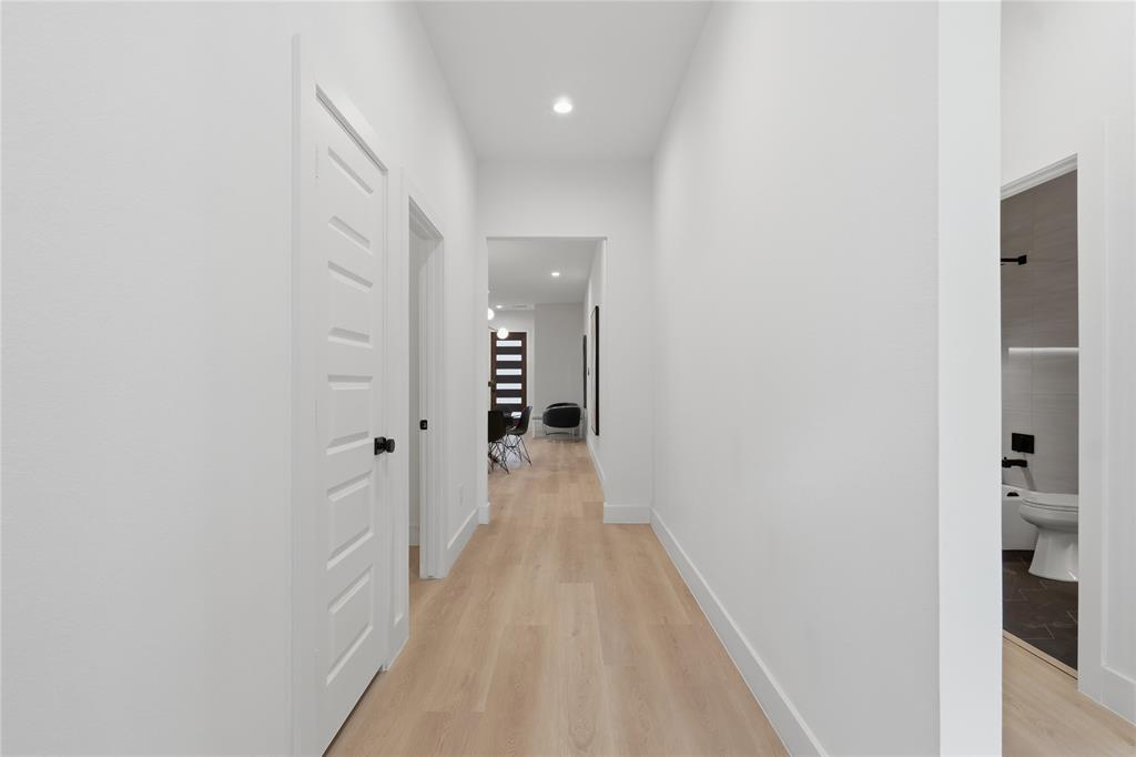 Hurts R M - Residential