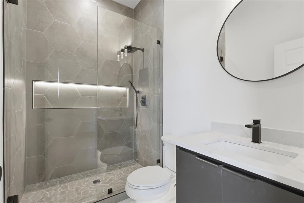 Hurts R M - Residential