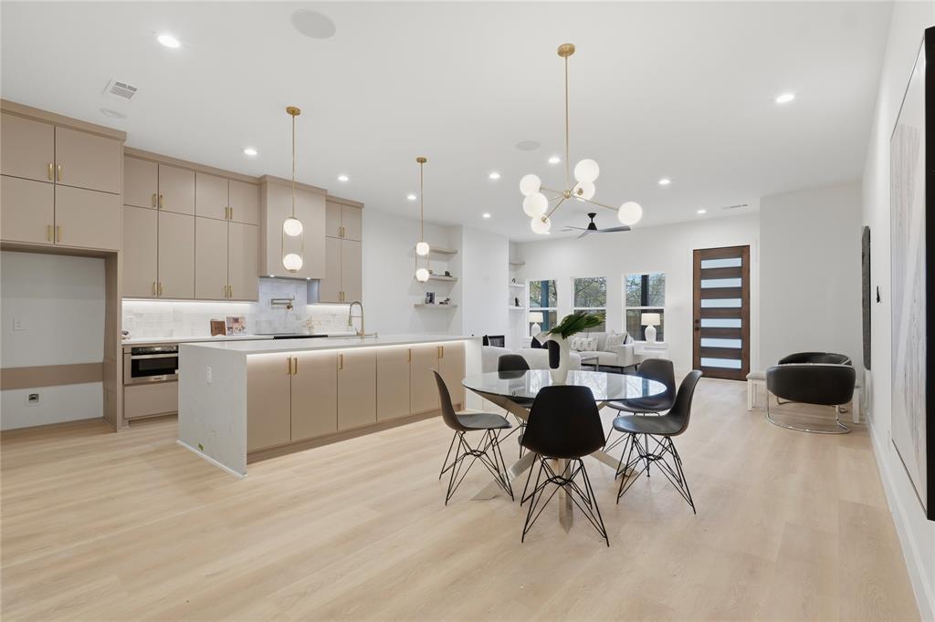 Hurts R M - Residential