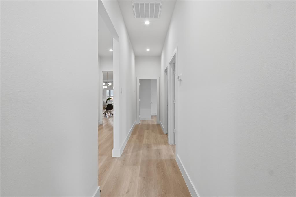 Hurts R M - Residential