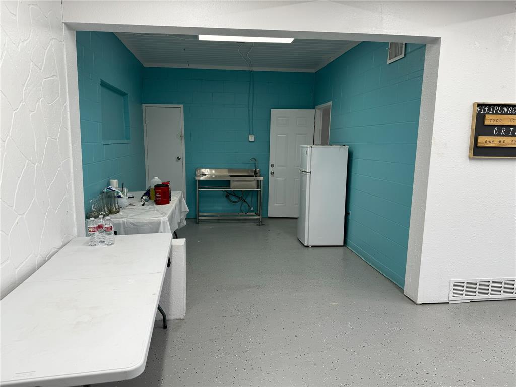 Sp Loving Surv Abs # 943 - Commercial Sale