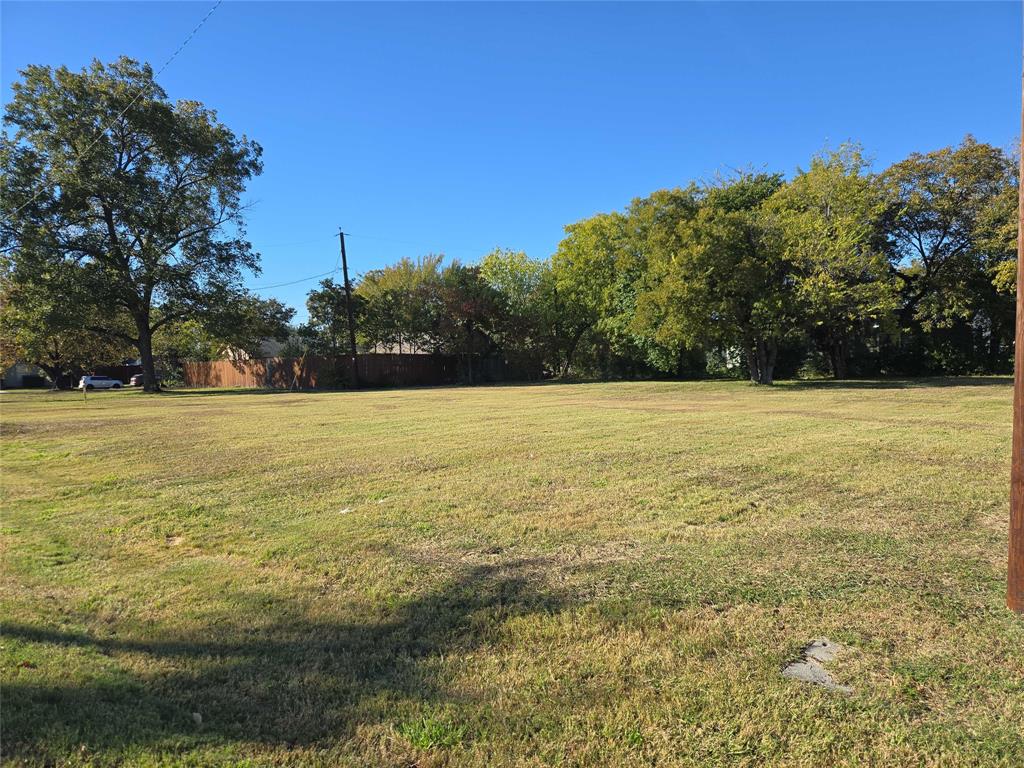 Tw Brackett's - Land