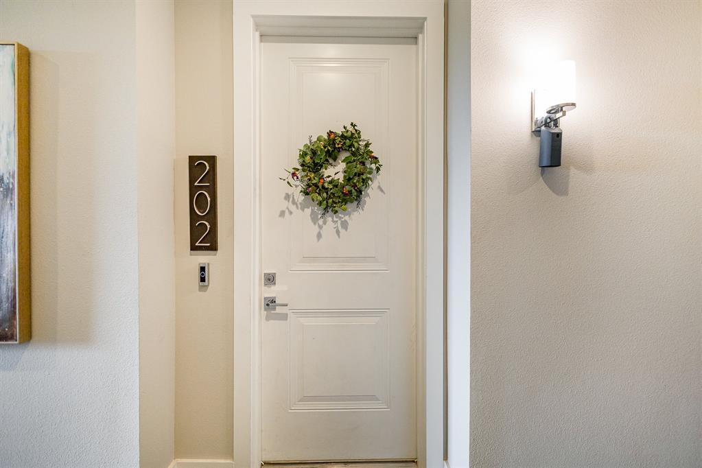 770 N Plano Road 202
