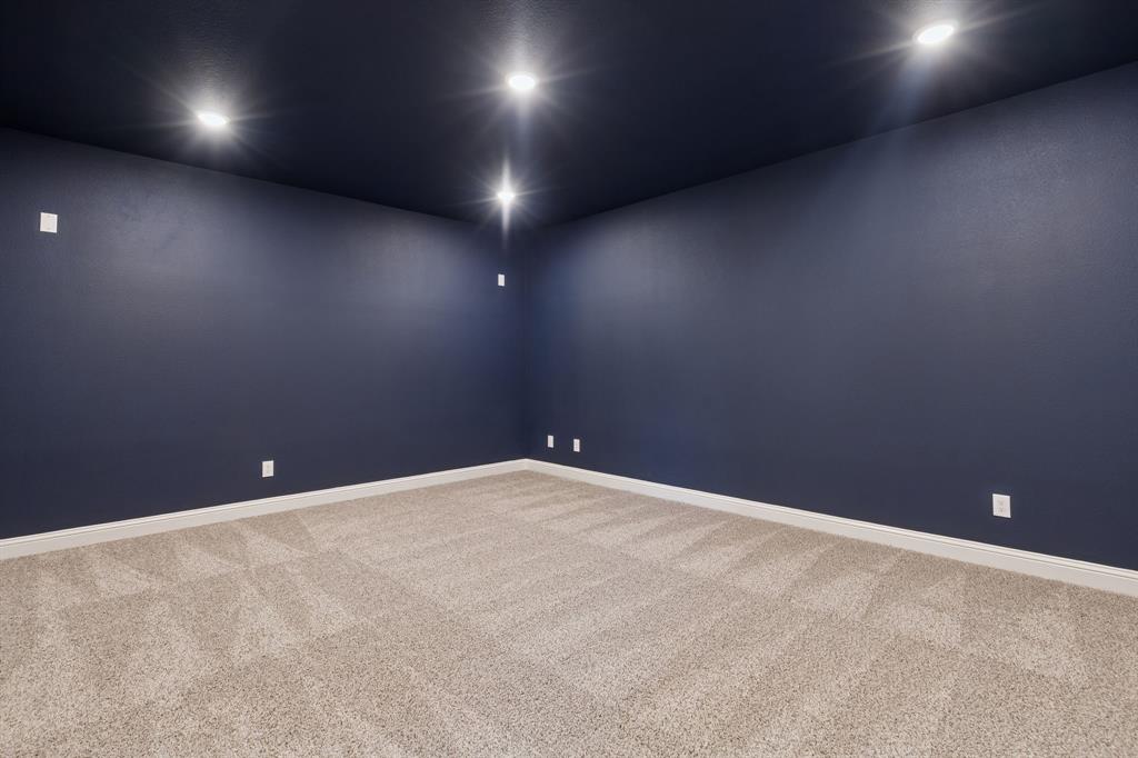 Venetian - Residential