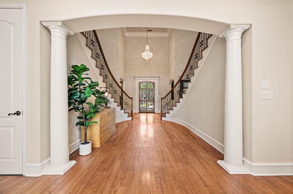533 Round Hollow Lane