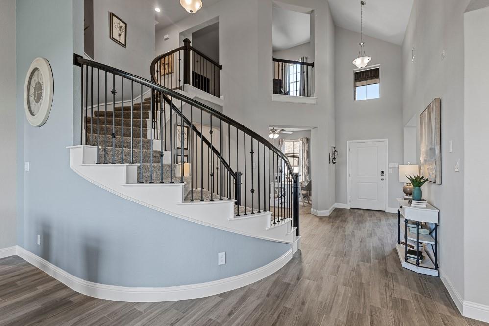 Dove Creek - Residential