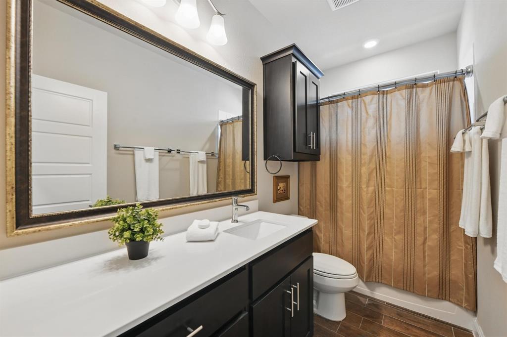 Argyle, Texas 76226, United States, 4 Bedrooms Bedrooms, ,2 BathroomsBathrooms,Residential,Active,131330