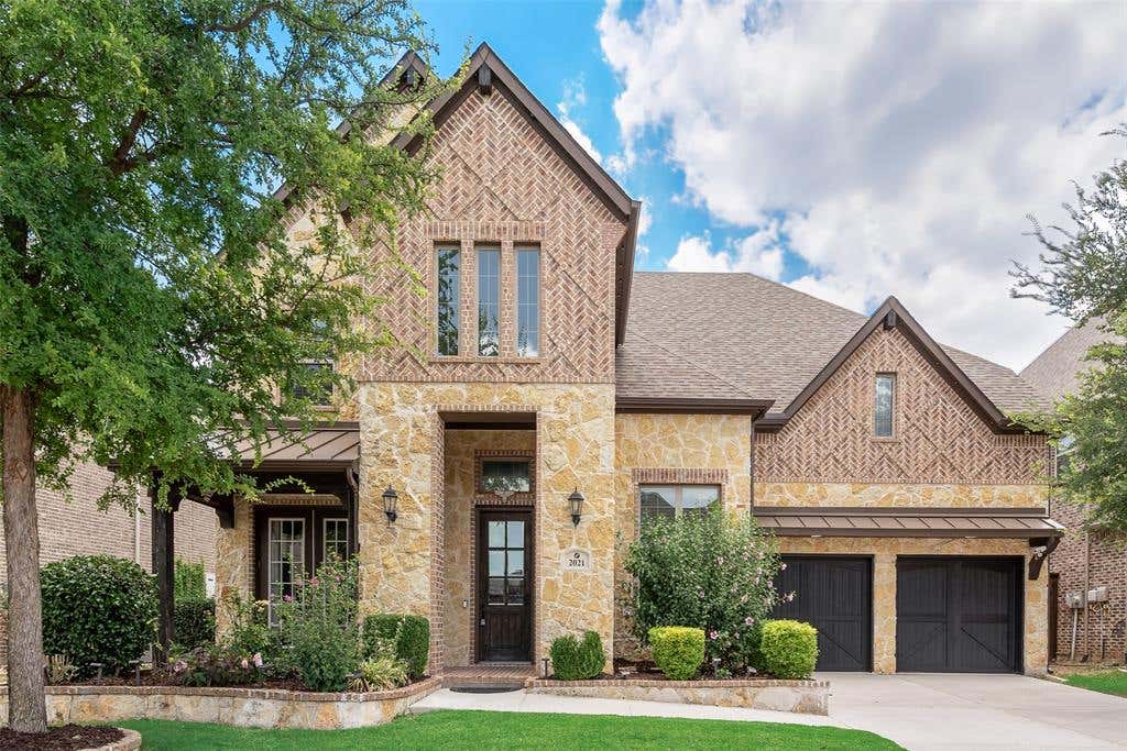 Photo of 2021 Calisto Way, Allen, TX 75013 (MLS # 21320118)