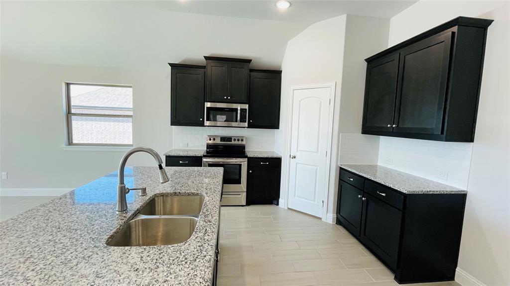 Meadows Morgan Creek - Residential Lease