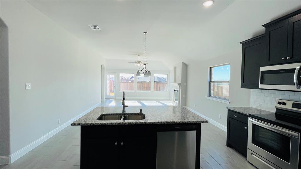 Meadows Morgan Creek - Residential Lease