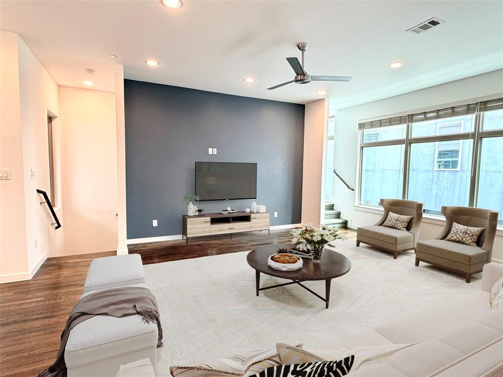 1861 Summit Avenue 2