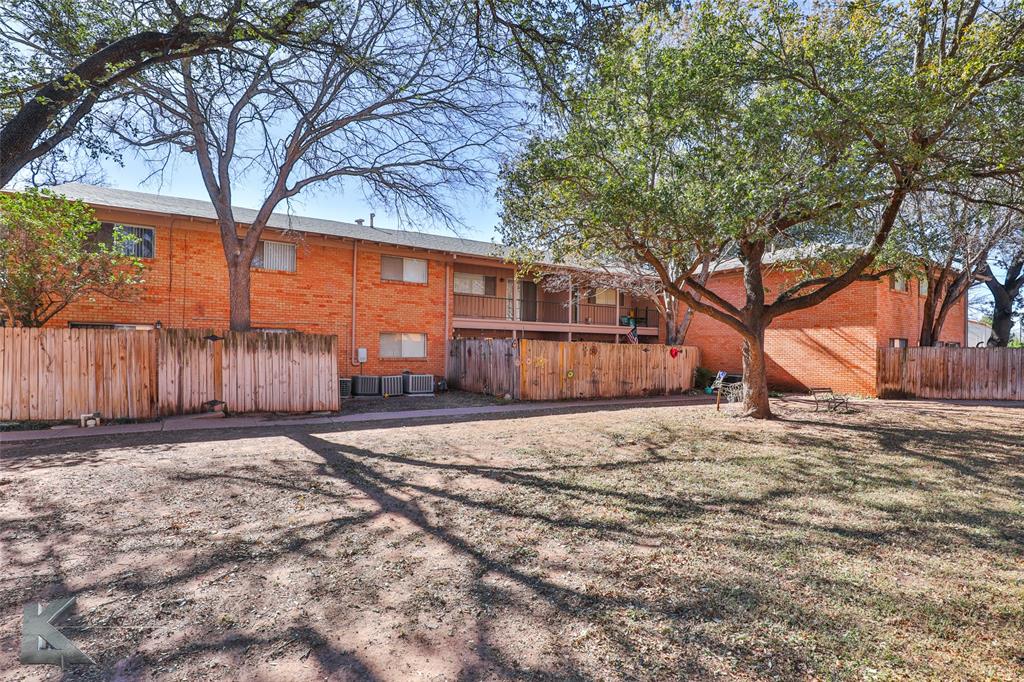 Brookhollow - Residential Income