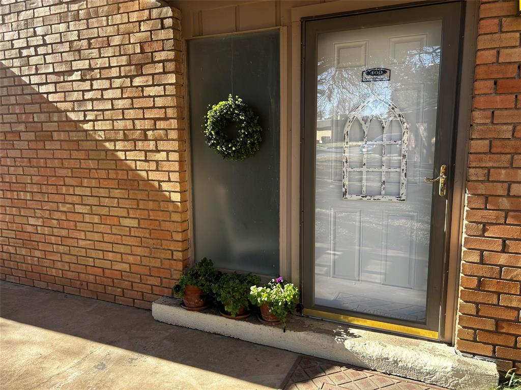 Brookhollow - Residential Income