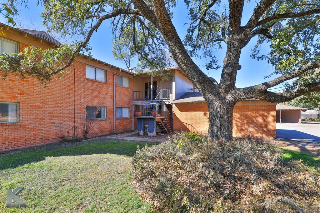 Brookhollow - Residential Income