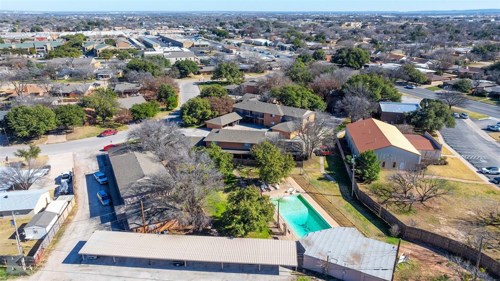 Brookhollow - Residential Income