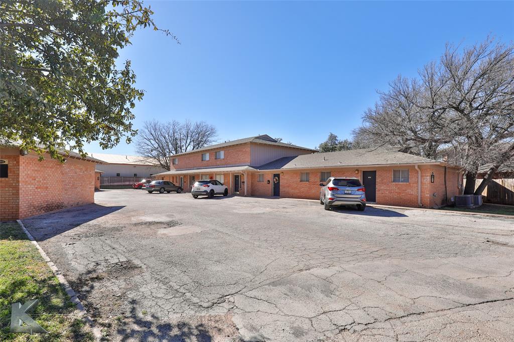 Brookhollow - Residential Income