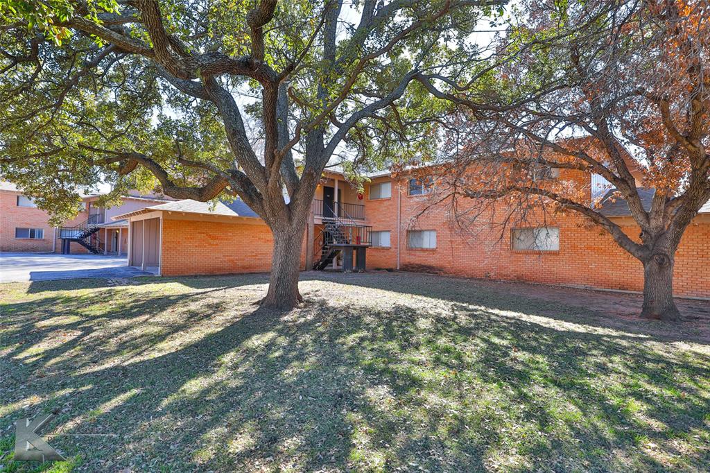 2600 Ivanhoe Lane