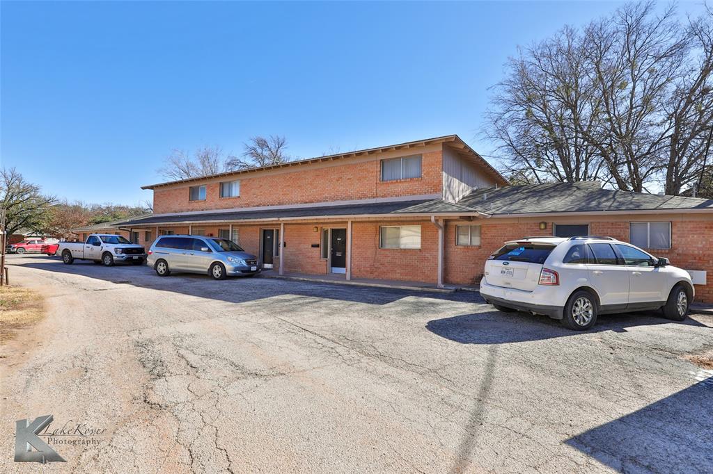 2600 Ivanhoe Lane
