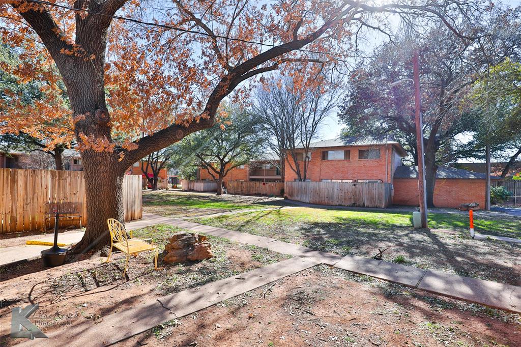 2600 Ivanhoe Lane