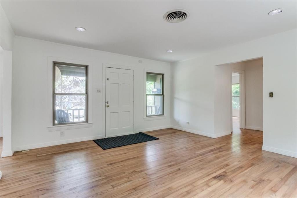 Flanerys - Residential Lease