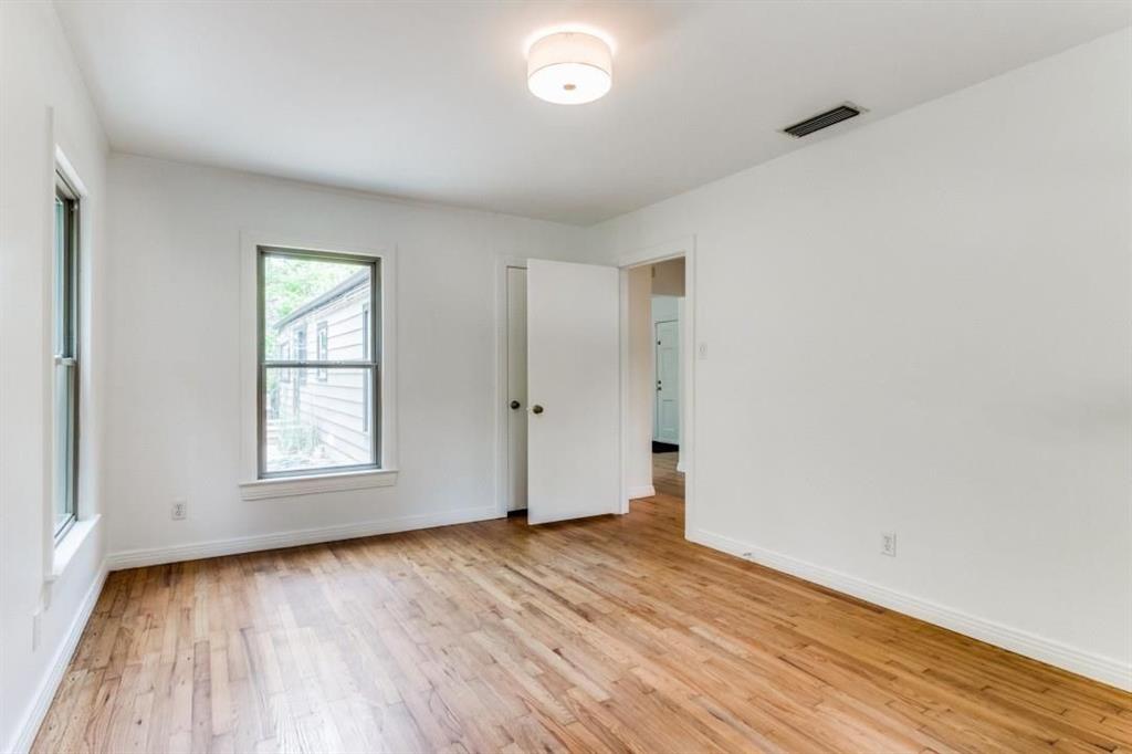 Flanerys - Residential Lease