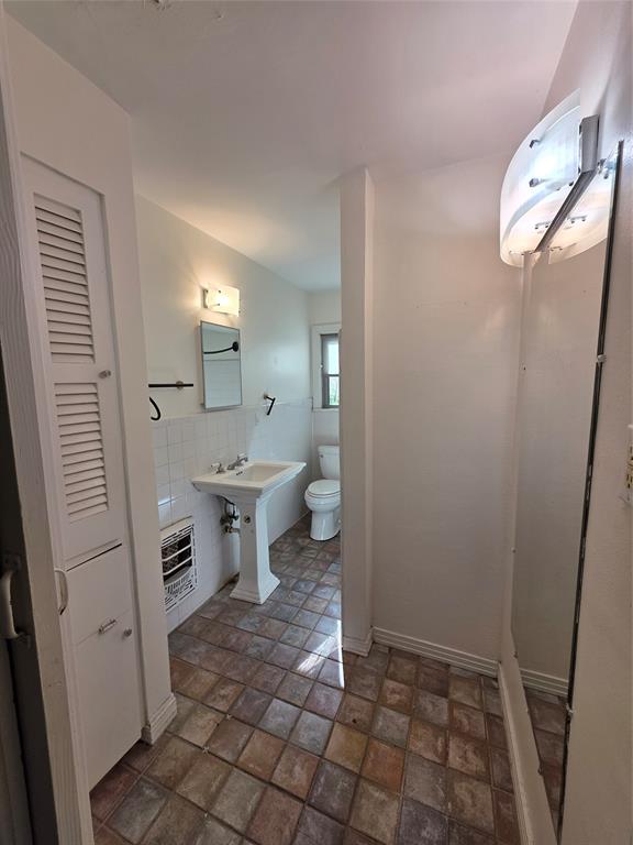 Flanerys - Residential Lease