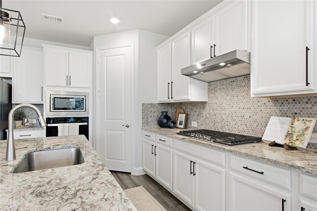 2724 Acadia Drive