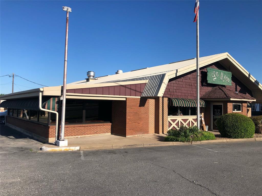 2124 Texoma Parkway