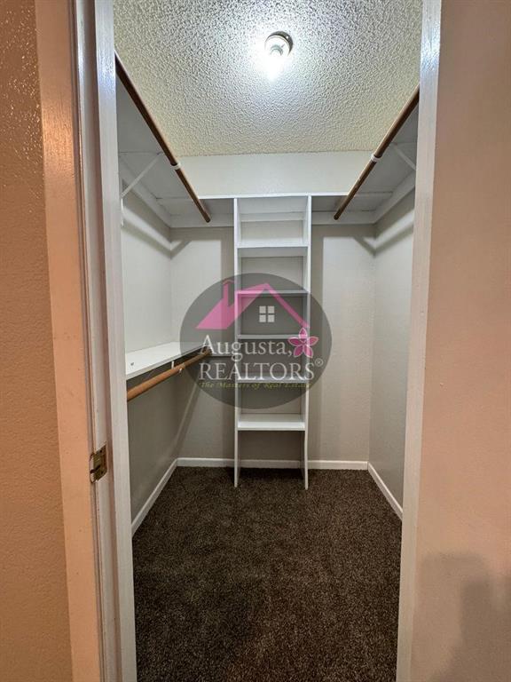 MESQUITE FORREST - Residential Lease