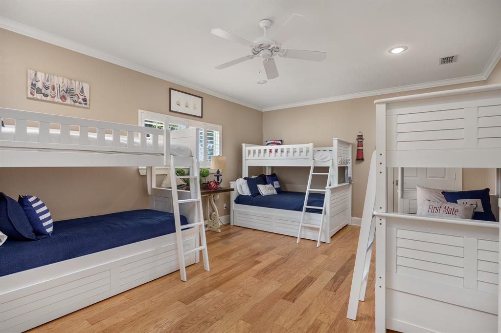 Pine Shores - Residential