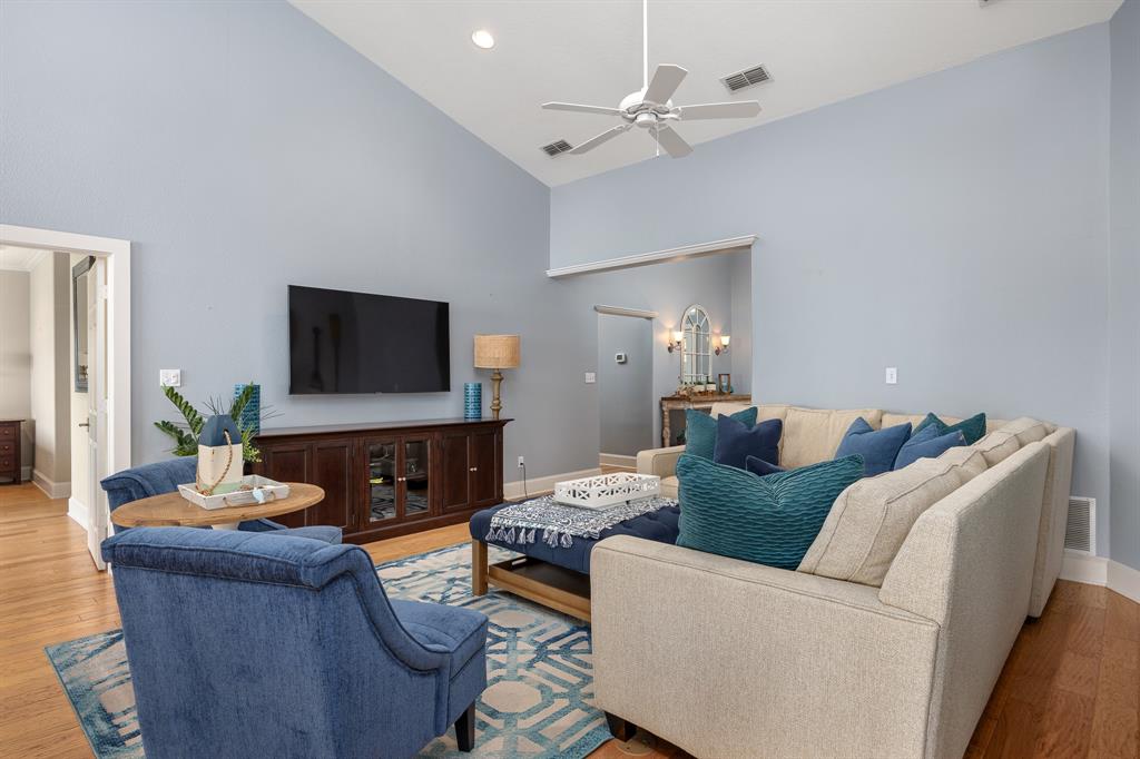 Pine Shores - Residential