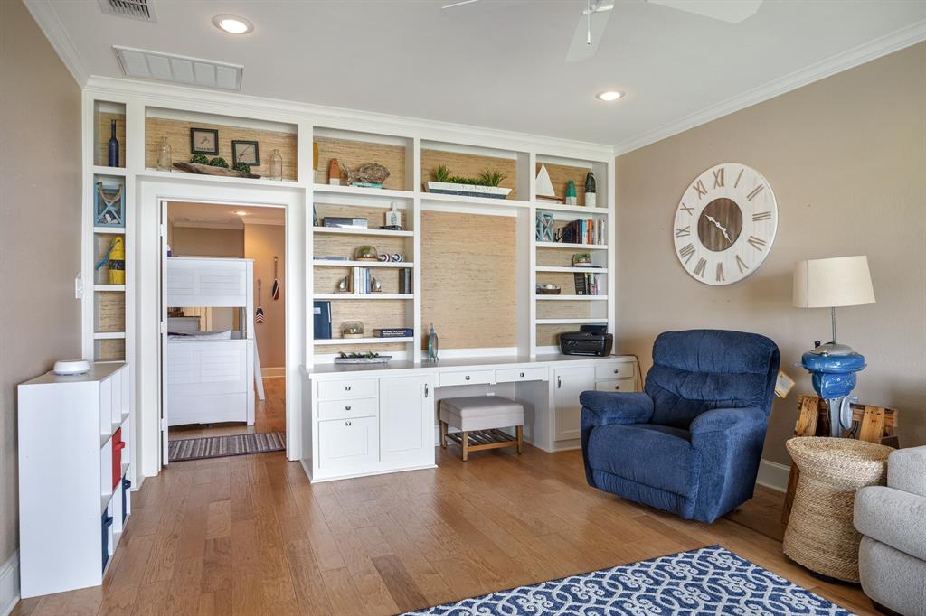 Pine Shores - Residential