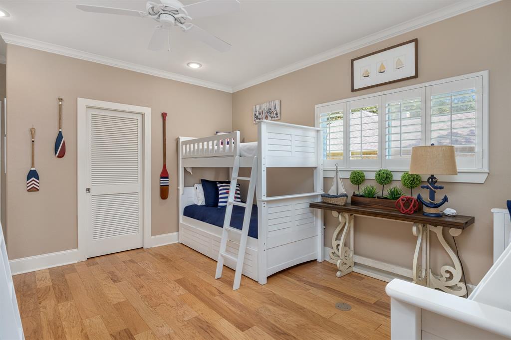 Pine Shores - Residential