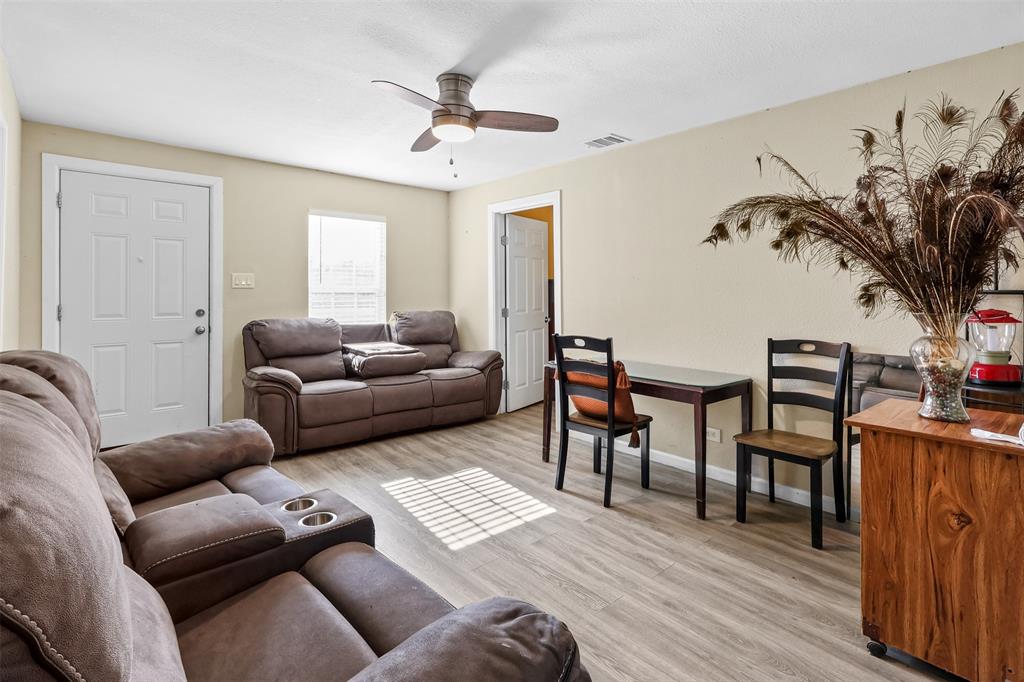 Jack Barnes Unrec - Residential