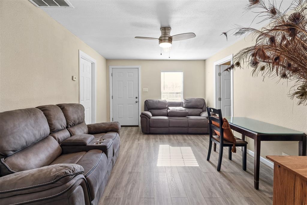 Jack Barnes Unrec - Residential