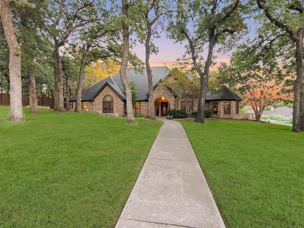 1612 Wiltshire Court