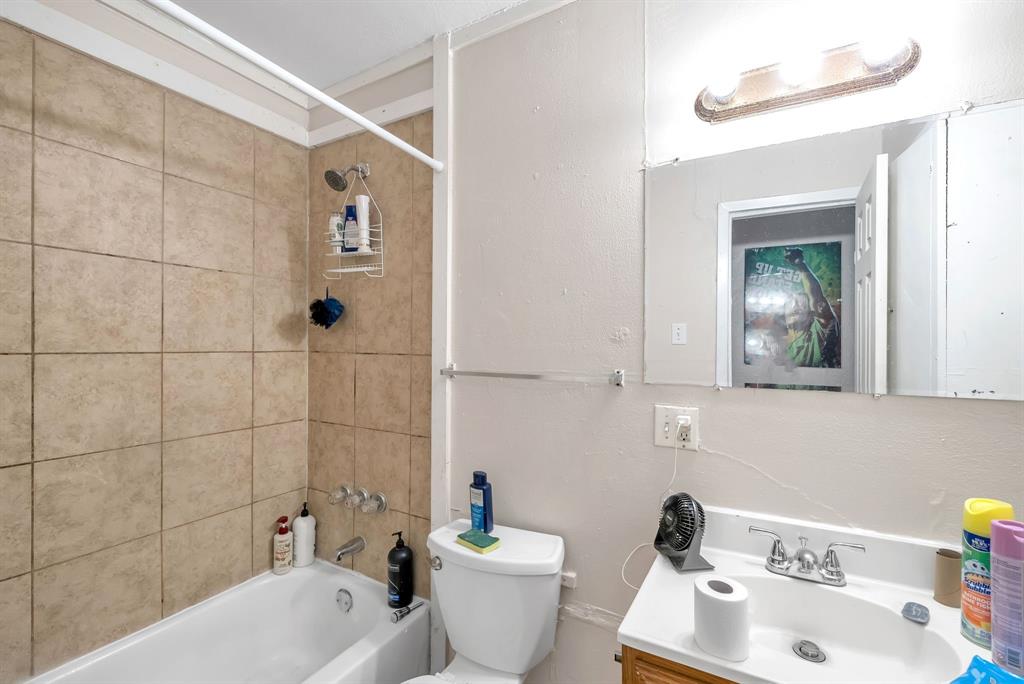 Arlington Manor - Residential