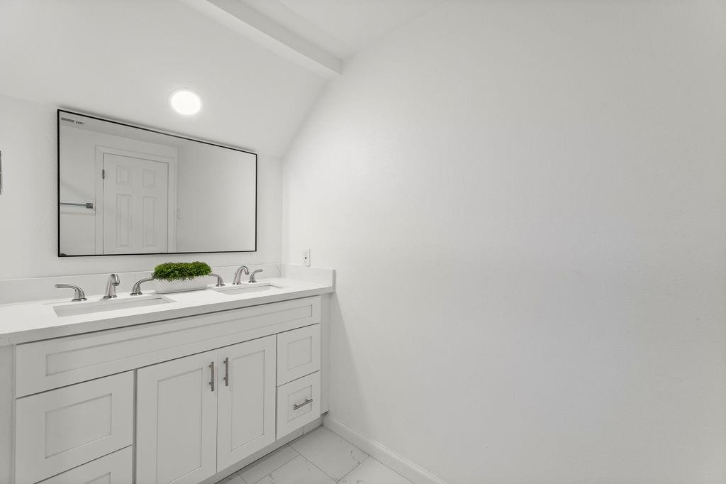 White Rock North - Residential